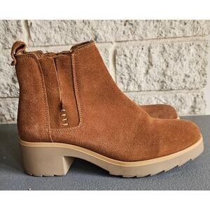 Brantano Womens Slip On Chunky Heel Leather Boots, Flexible ankle material, Sz 8